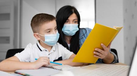Pedagogía hospitalaria: Autocuidado del profesional y estrategias para orientación a las familias